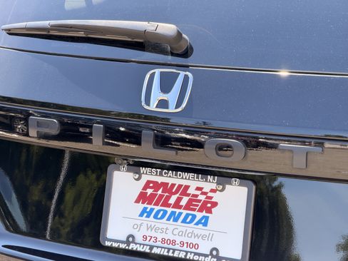 Used 2023 Honda Pilot Elite image 27