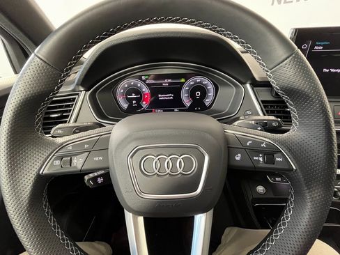 Used 2024 Audi SQ5 Premium Plus image 12