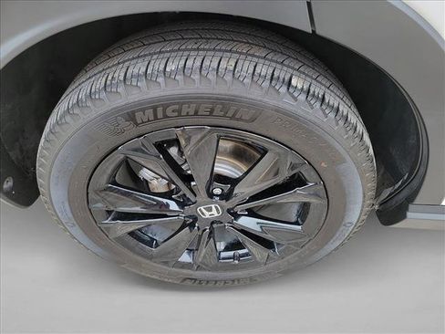 Used 2024 Honda CR-V Sport Touring image 11