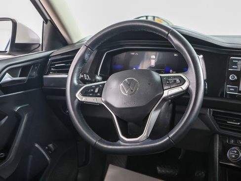 Used 2023 Volkswagen Jetta SE w/ Panoramic Sunroof Package FWD image 12