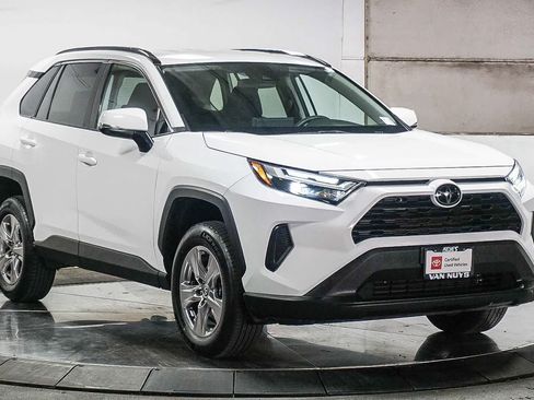 Certified 2024 Toyota RAV4 XLE FWD image 6