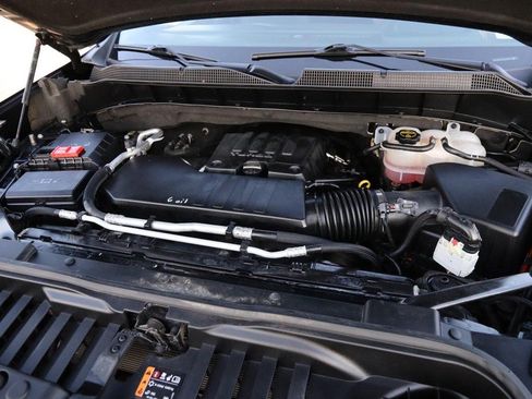 Used 2024 Chevrolet Silverado 1500 LT AWD/4WD image 26