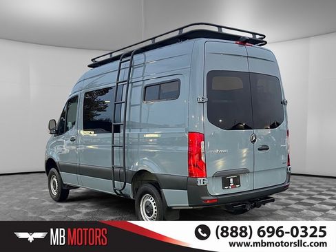 Used 2021 Mercedes-Benz Sprinter 2500 image 7