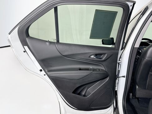 Used 2021 Chevrolet Equinox Premier AWD/4WD image 27