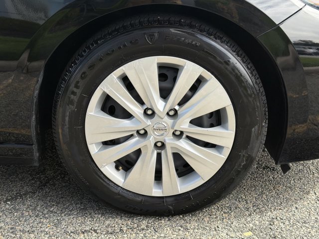 Certified 2023 Nissan Sentra S FWD image 13
