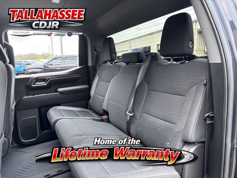 Used 2022 Chevrolet Silverado 1500 LT Trail Boss w/ LPO, Dark Essentials Package AWD/4WD image 24