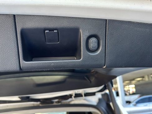 Used 2019 Chevrolet Tahoe LT image 43