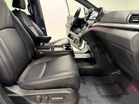 Used 2025 Honda Odyssey Sport-L image 30
