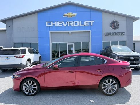 Used 2024 MAZDA MAZDA3 s FWD image 3