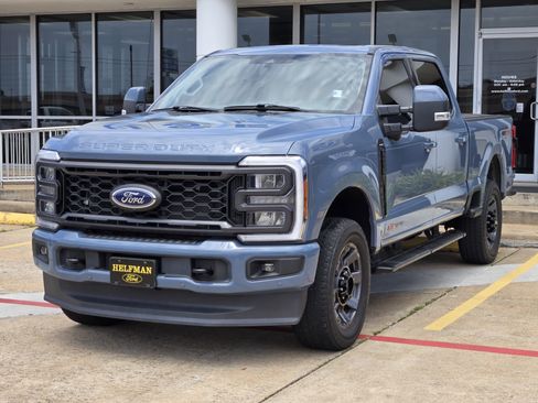 Used 2023 Ford F250 Lariat w/ Lariat Ultimate Package AWD/4WD image 2