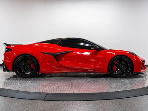 Used 2024 Chevrolet Corvette E-Ray image 9