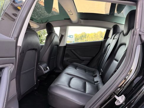 Used 2019 Tesla Model 3 Long Range AWD/4WD image 17