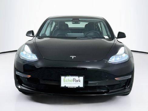 Used 2022 Tesla Model 3 Standard Range RWD image 2