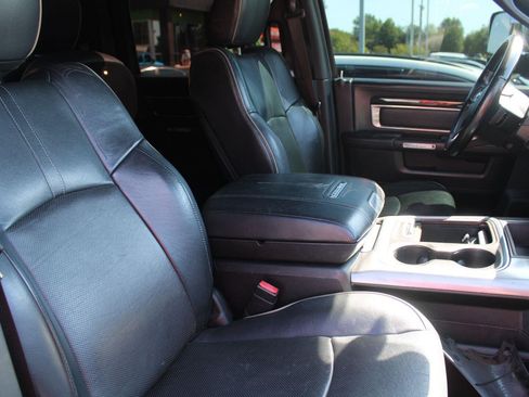 Used 2017 RAM 2500 Limited AWD/4WD image 4