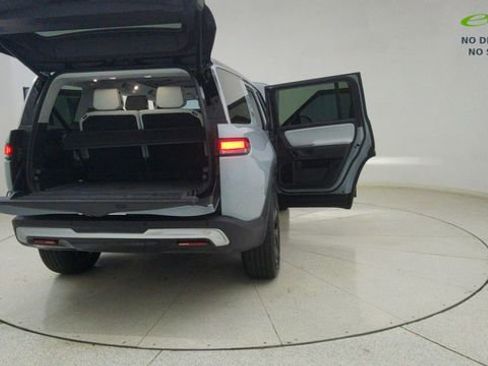 Used 2024 Rivian R1S Adventure AWD/4WD image 78