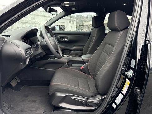 Used 2024 Honda HR-V Sport image 17