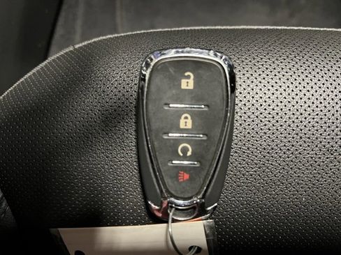 Used 2024 Chevrolet Trax RS w/ Driver Confidence Package image 42