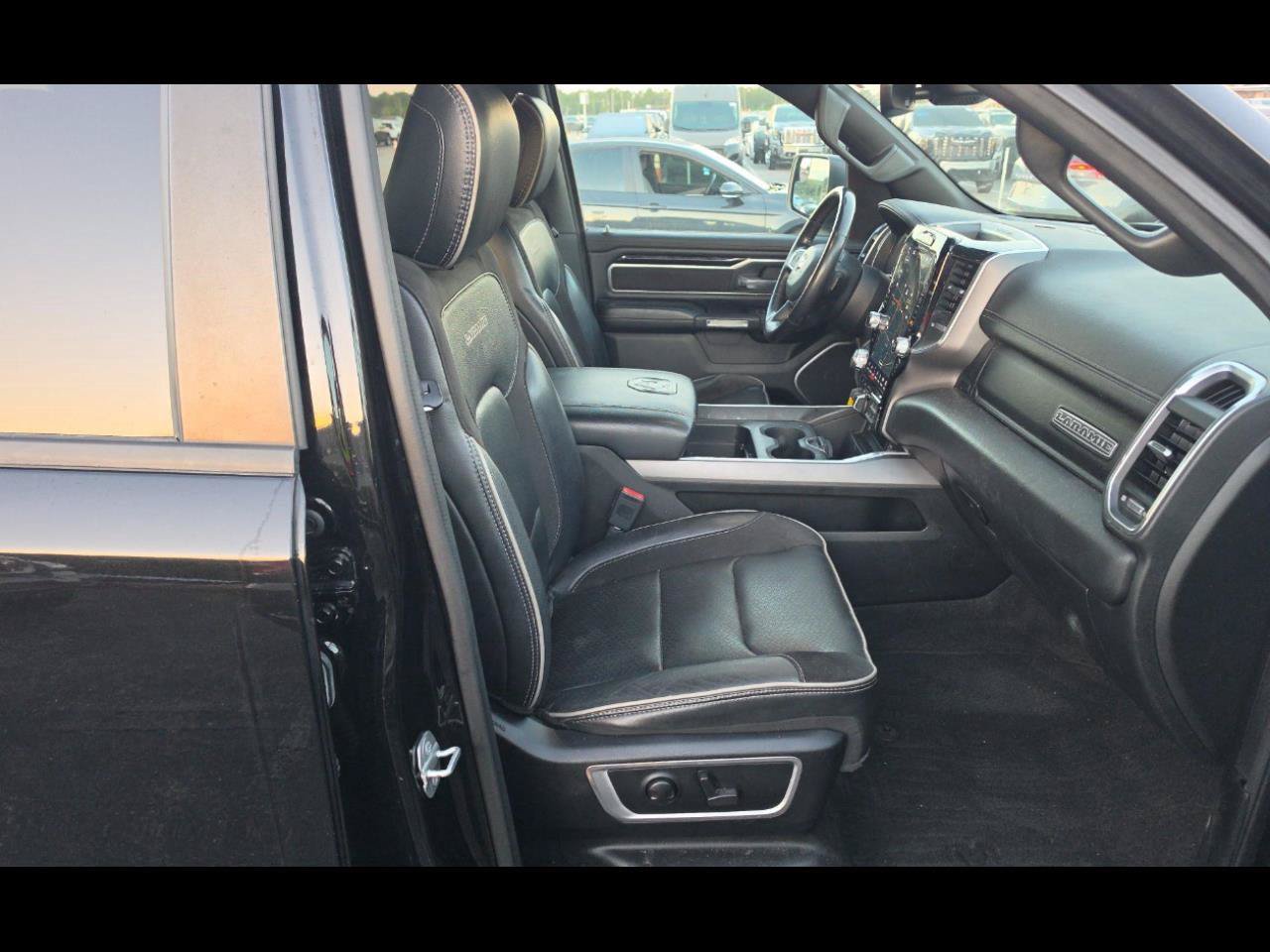 Used 2022 RAM 1500 Laramie RWD image 9