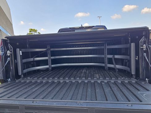 Used 2023 Toyota Tundra Platinum AWD/4WD image 29
