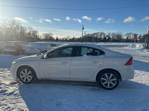 Used 2016 Volvo S60 T5 Premier image 8
