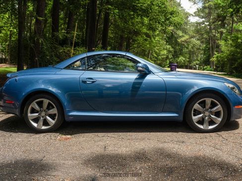 Used 2010 Lexus SC 430 Convertible RWD image 19