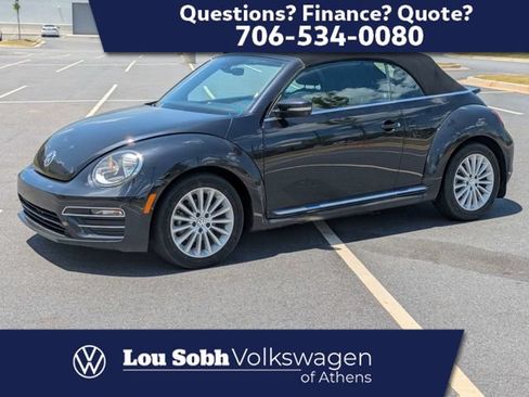 Used 2019 Volkswagen Beetle 2.0T S FWD image 1