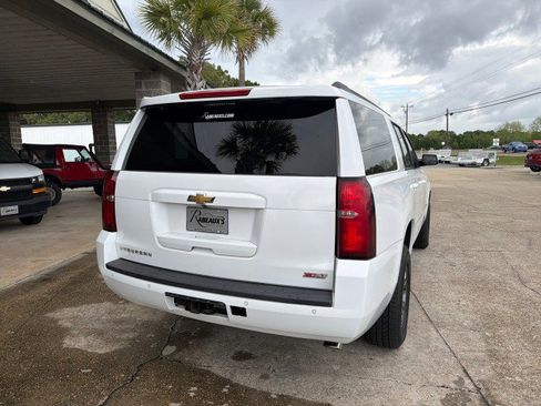 Used 2016 Chevrolet Suburban LT w/ Luxury Package image 5