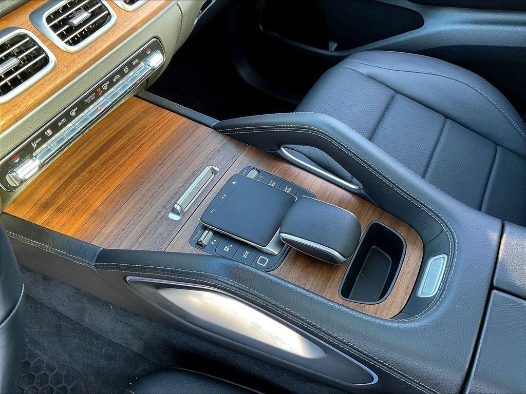 Certified 2025 Mercedes-Benz GLE 450 4MATIC image 20