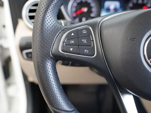 Used 2017 Mercedes-Benz GLC 300 image 13