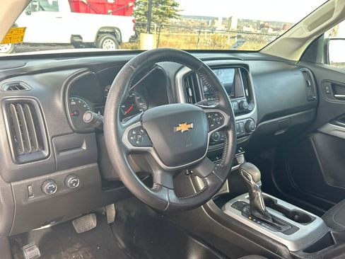Used 2022 Chevrolet Colorado LT w/ Fleet Safety Package image 8