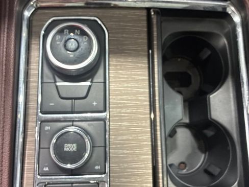 Used 2022 Ford Expedition Max Limited AWD/4WD image 21