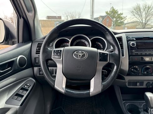 Used 2012 Toyota Tacoma PreRunner w/ TRD Off-Road Pkg image 30