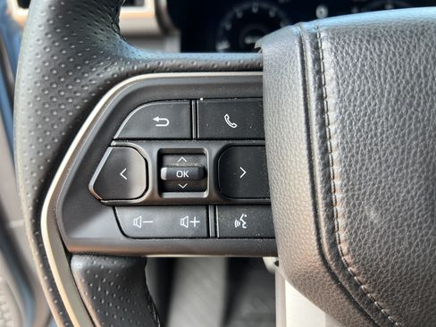 Used 2025 Toyota 4Runner TRD Sport Premium AWD/4WD image 19