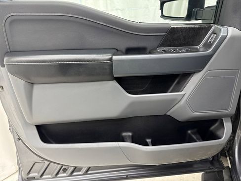 Used 2021 Ford F150 XLT w/ Equipment Group 301A Mid image 17