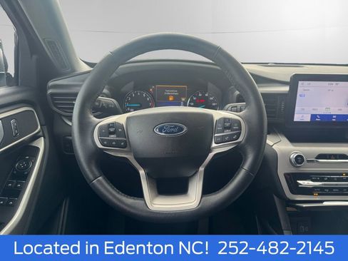 Certified 2024 Ford Explorer XLT RWD image 13