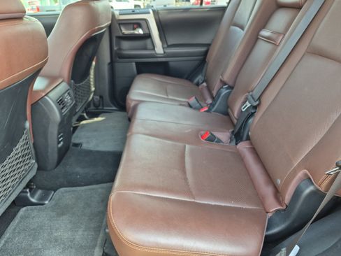 Used 2015 Toyota 4Runner Limited AWD/4WD image 20