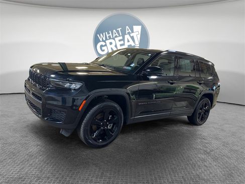 Used 2023 Jeep Grand Cherokee L Laredo image 8