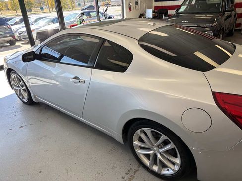 Used 2012 Nissan Altima 3.5 SR w/ Technology Pkg image 12