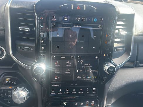 Used 2023 RAM 1500 Laramie image 18