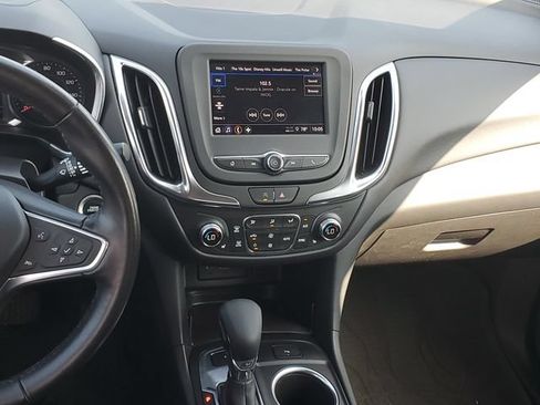 Certified 2022 Chevrolet Equinox LT AWD/4WD image 15