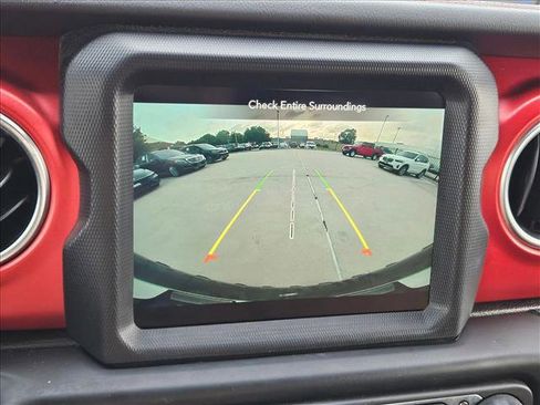 Used 2021 Jeep Wrangler Unlimited Rubicon AWD/4WD image 14