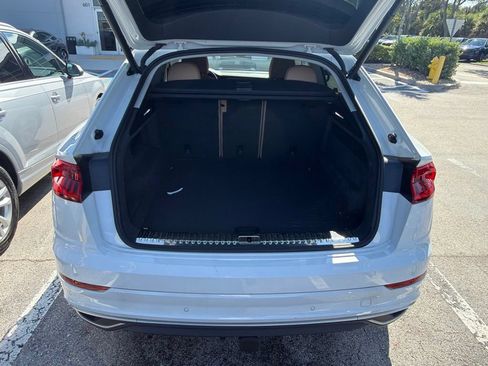 Certified 2023 Audi Q8 Premium w/ Convenience Package AWD/4WD image 9