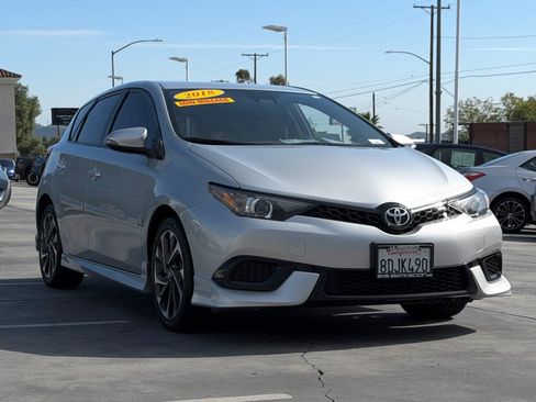 Used 2018 Toyota Corolla iM image 4