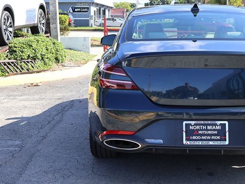 Used 2023 Genesis G70 3.3T w/ Sport Advanced Package image 17