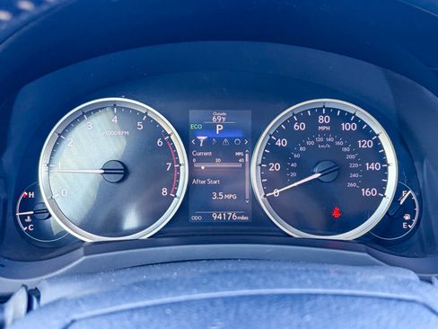 Used 2016 Lexus IS 200t RWD image 23