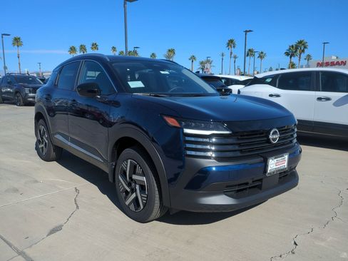 New 2026 Nissan Kicks SV image 6