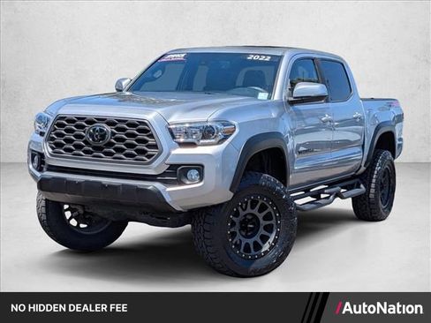 Used 2022 Toyota Tacoma TRD Off-Road w/ TRD Premium Off Road Package AWD/4WD image 1