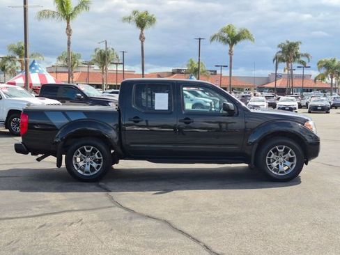 Used 2021 Nissan Frontier SV RWD image 4