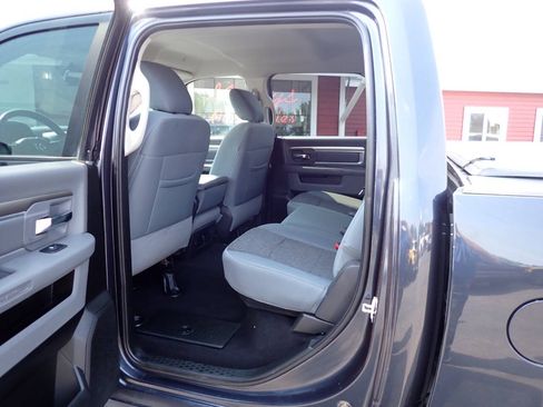 Used 2019 RAM 1500 Big Horn AWD/4WD image 8