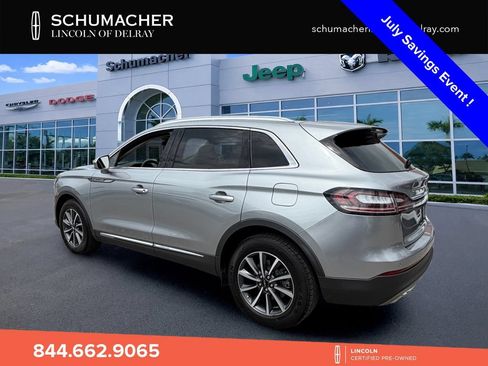 Certified 2022 Lincoln Nautilus FWD image 5